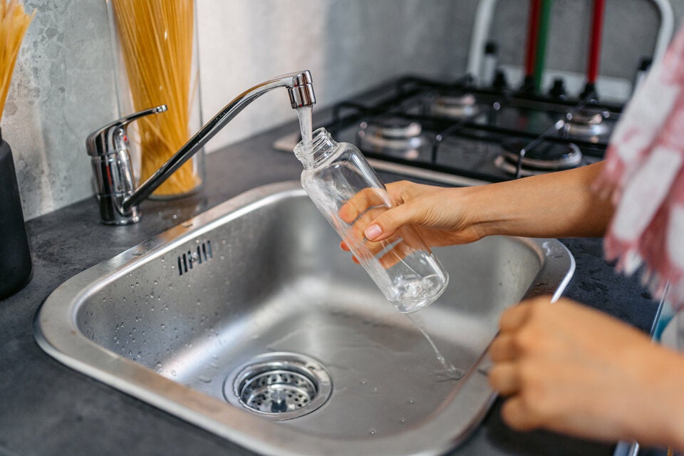 Diese Dinge sollten Sie häufiger im Geschirrspüler waschen